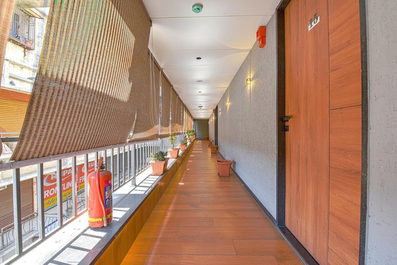 Fabhotel Udhna Inn, Near Udhna Junction スーラト エクステリア 写真